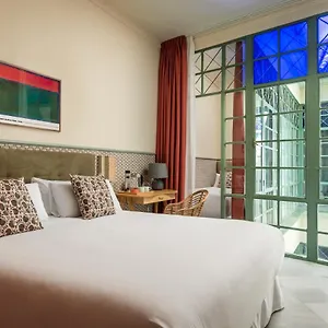 ** Hotel Bypillow Abril Hiszpania